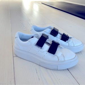 adidas EF1900 Womens Sleek Super Platform  Sneakers Shoes Casual Size 8